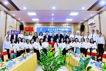 Cao đẳng Dược Hà Nội tổ chức thành công Hội thảo khoa học: “Nhân lực ngành Điều dưỡng trong kỷ nguyên AI: Cơ hội và thách thức”